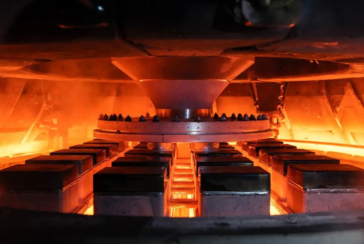 314 stainless steel radiant tubes and furnace components in high-temperature service